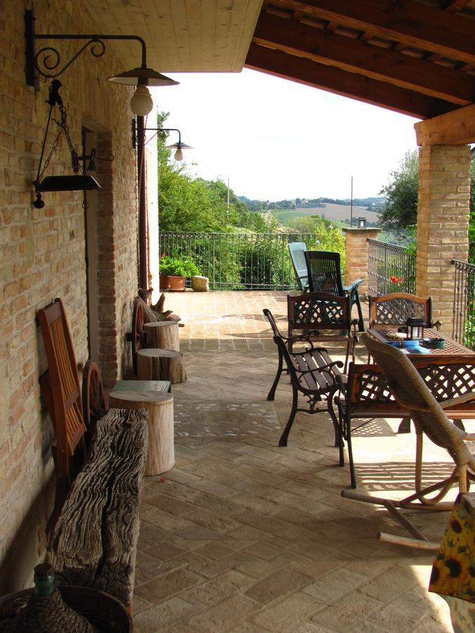 Bed and Breakfast Agriturismo Bacchiocchi Orciano di Pesaro Exterior foto